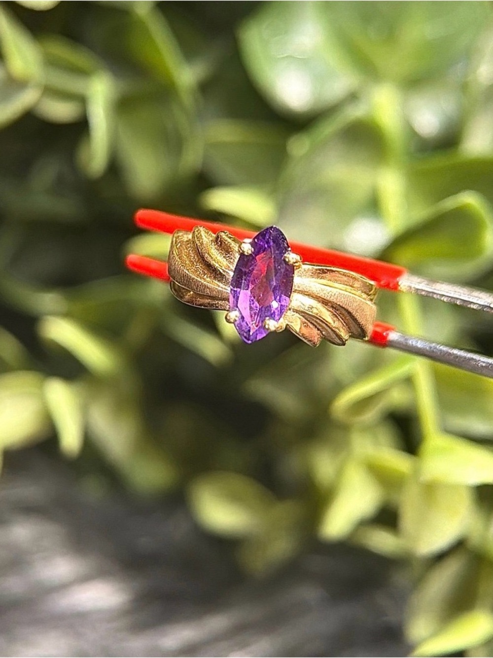 * FLASH SALE * 10 KT Gold Ring with Marquise Amethyst - Picture 2 of 4